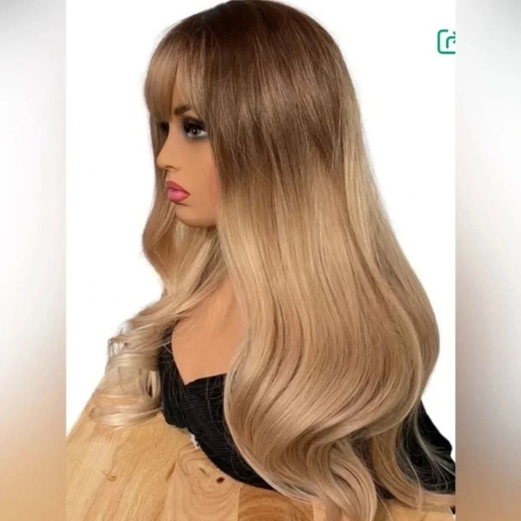 26 Inch Balayage Blonde and Brown hair wavy Wig with bangs daily wear - Picture 6 of 10